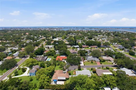 707 Knollwood Drive Largo FL 33770