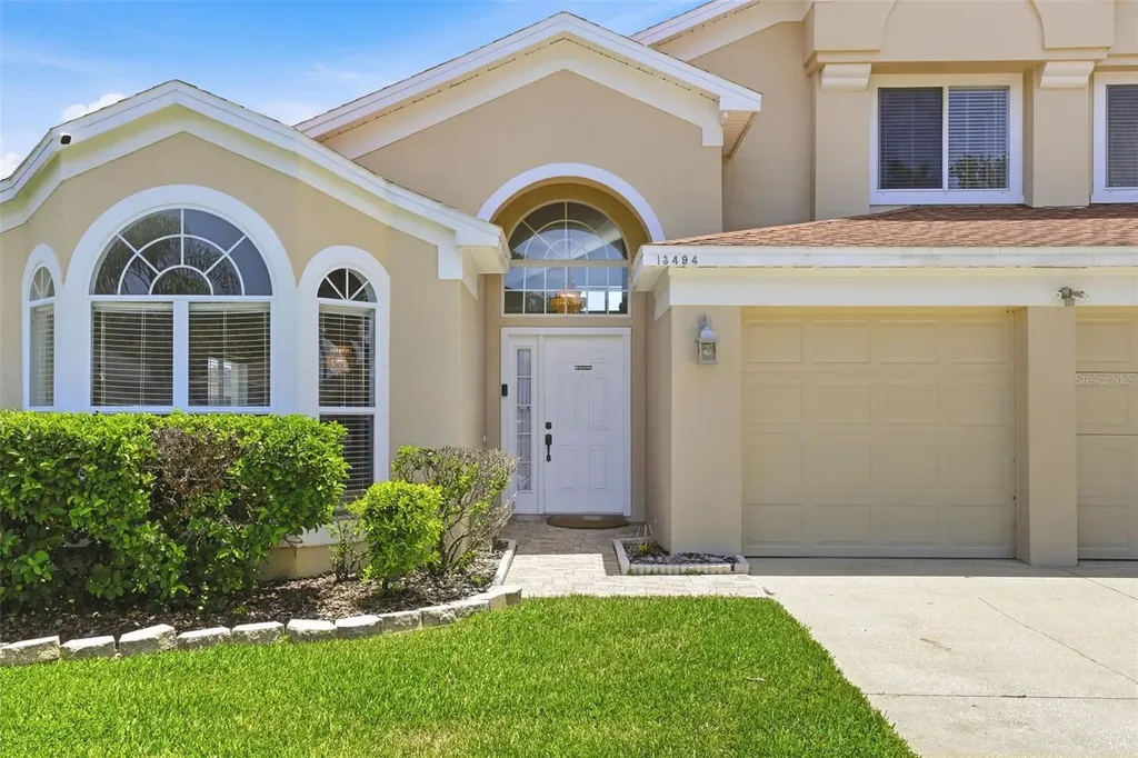 13494 Falcon Pointe Drive Orlando FL 32837