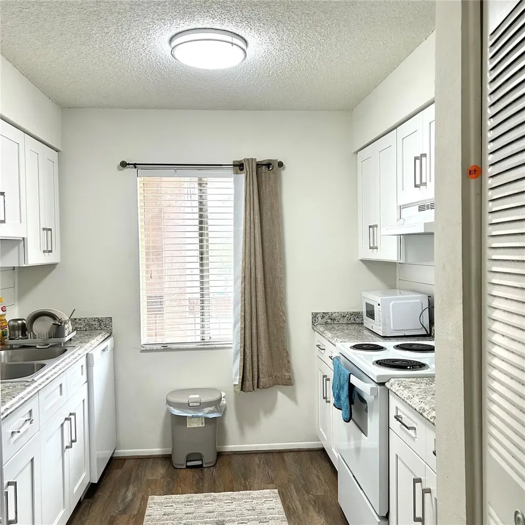 7531 Pitch Pine Circle Tampa FL 33617