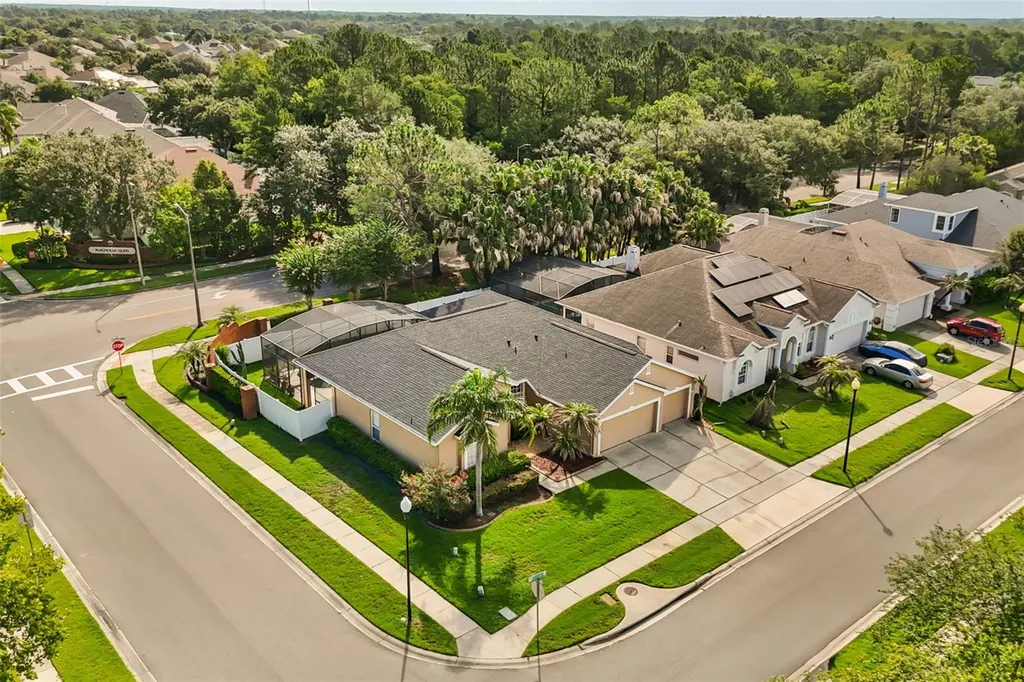631 Waterland Court Orlando FL 32828