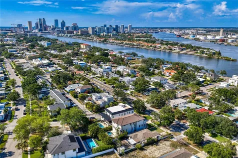 502 E Davis Boulevard Tampa FL 33606