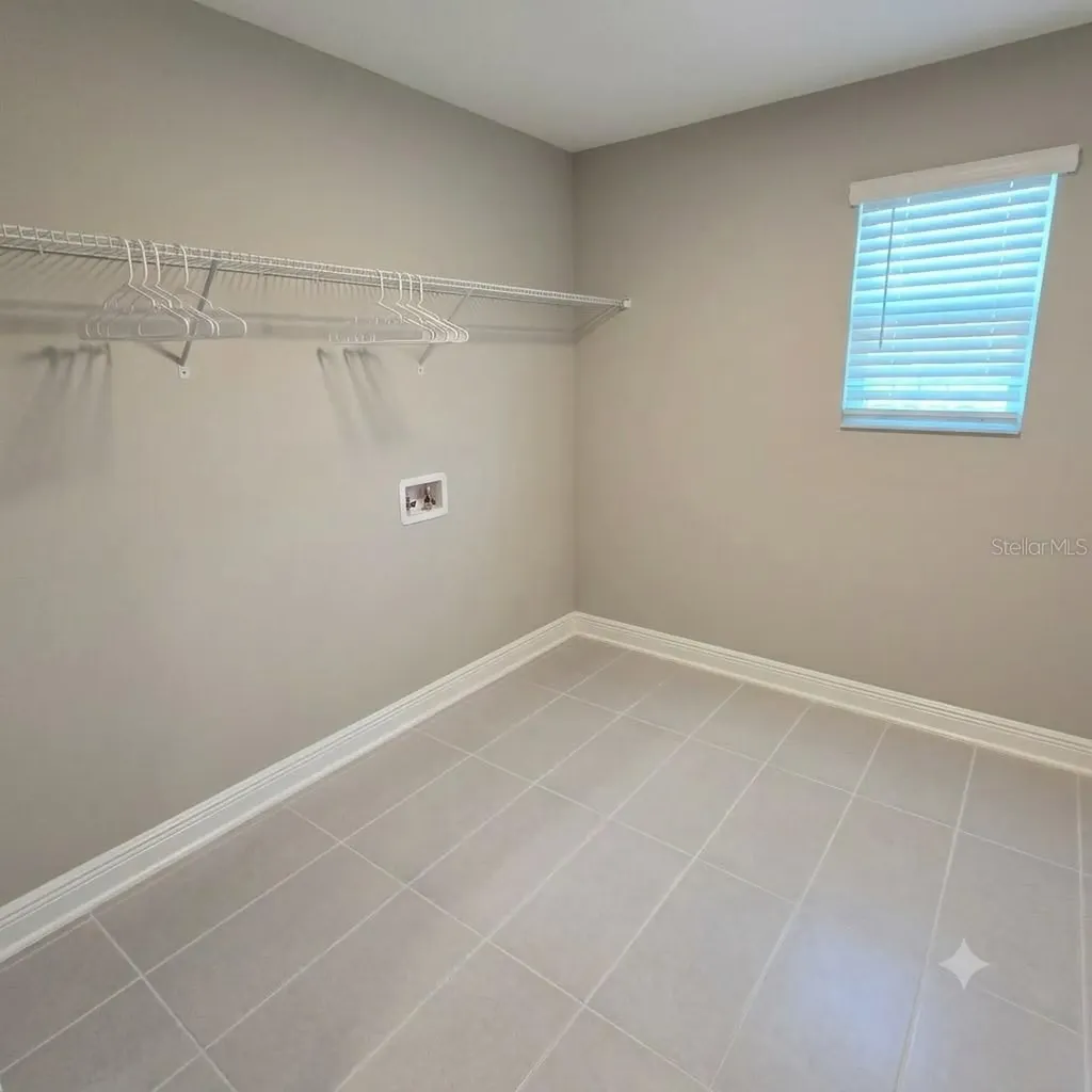 1952 Drummond Point Wesley Chapel FL 33543