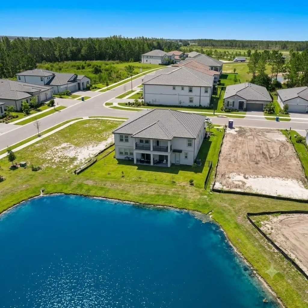 1952 Drummond Point Wesley Chapel FL 33543
