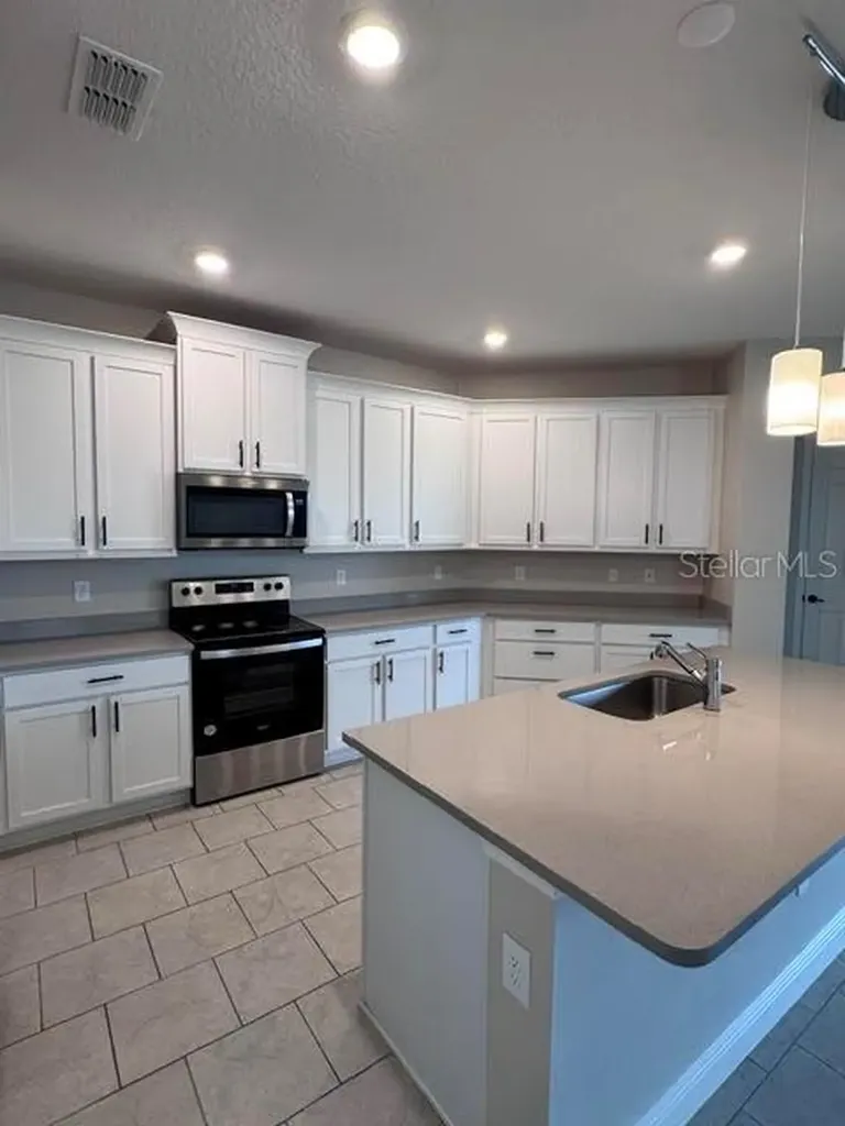 3550 74th Avenue Circle E Sarasota FL 34243
