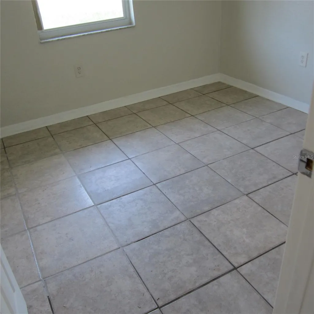 520 W Ella J Gilmore Street Apopka FL 32703