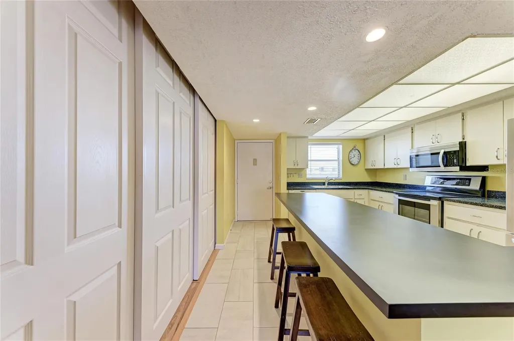 3983 Maceachen Boulevard Sarasota FL 34233