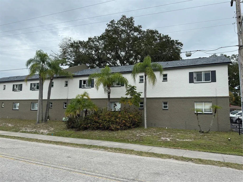 3914 W Neptune Street Tampa FL 33629