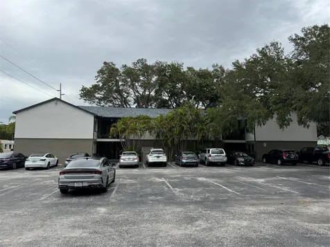 3914 W Neptune Street Tampa FL 33629