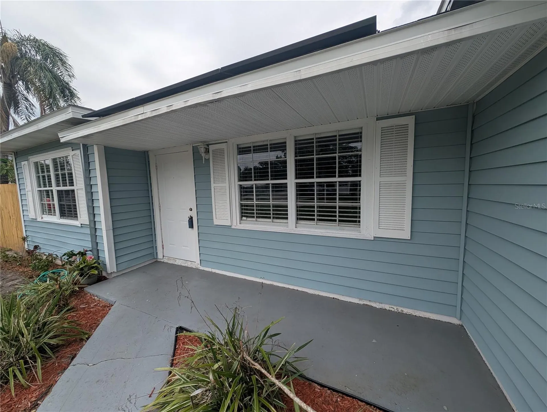 111 W Grapefruit Circle Clearwater FL 33759