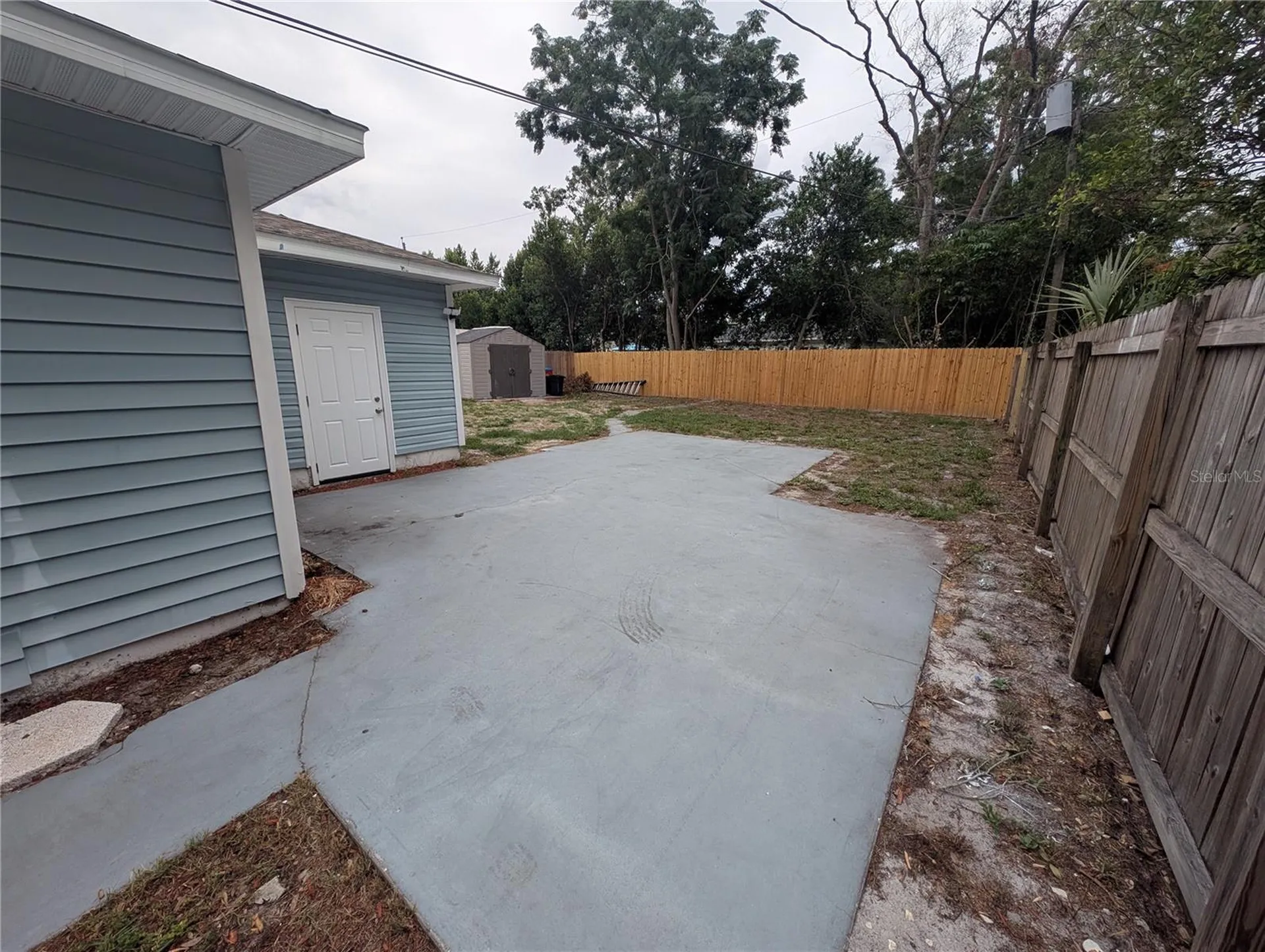 111 W Grapefruit Circle Clearwater FL 33759