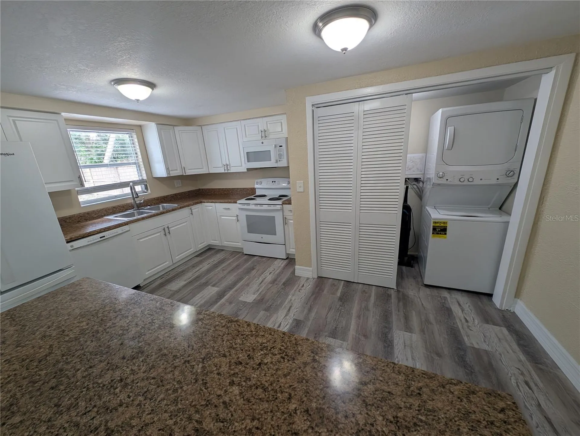 111 W Grapefruit Circle Clearwater FL 33759