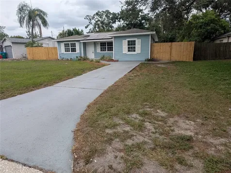111 W Grapefruit Circle Clearwater FL 33759