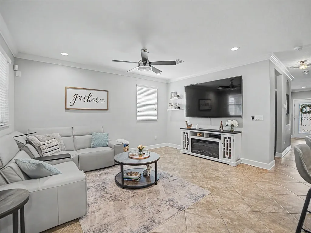 16910 Dorman Road Lithia FL 33547