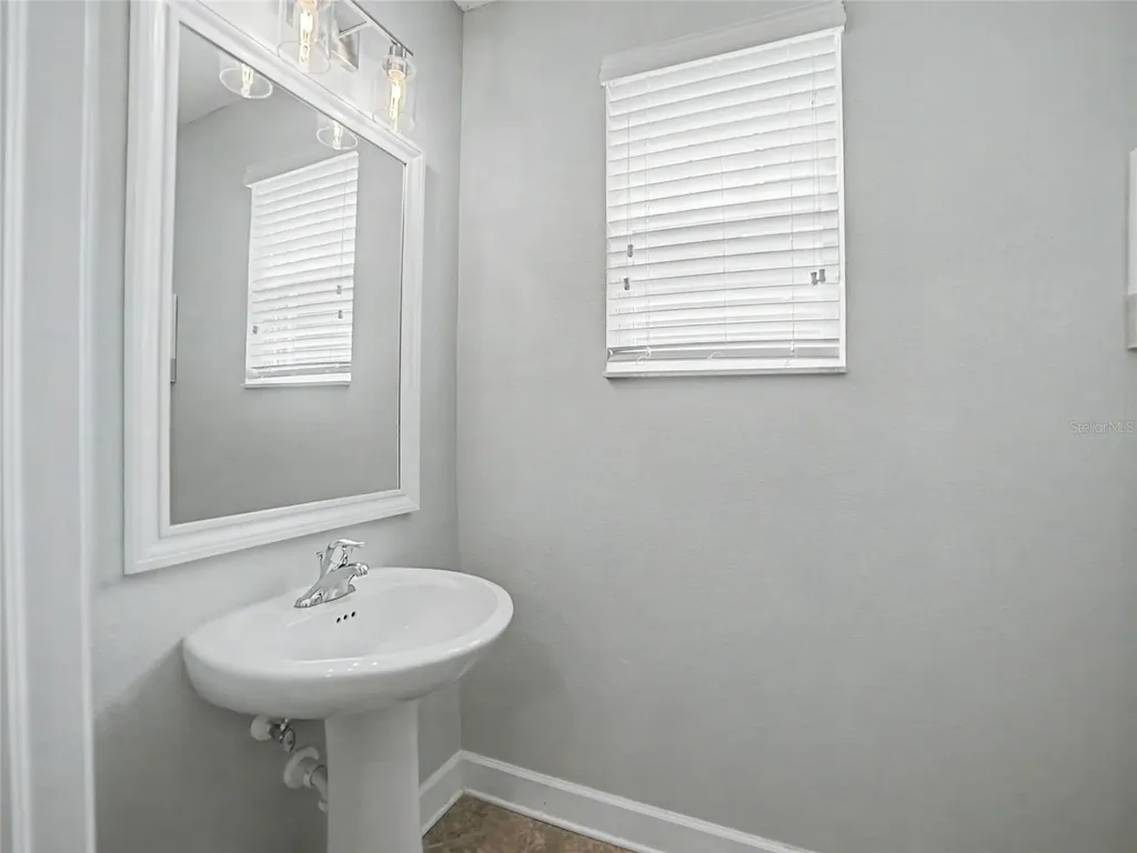 16910 Dorman Road Lithia FL 33547