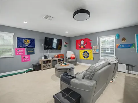16910 Dorman Road Lithia FL 33547