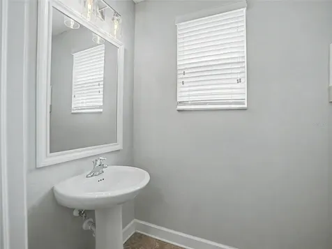 16910 Dorman Road Lithia FL 33547