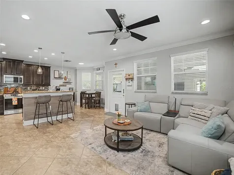 16910 Dorman Road Lithia FL 33547