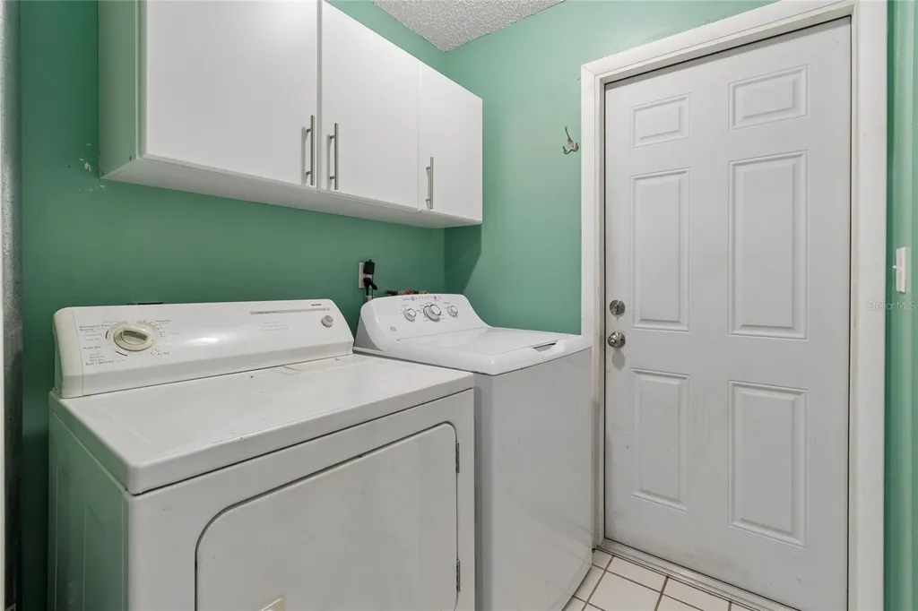 416 Maplewood Drive Oldsmar FL 34677
