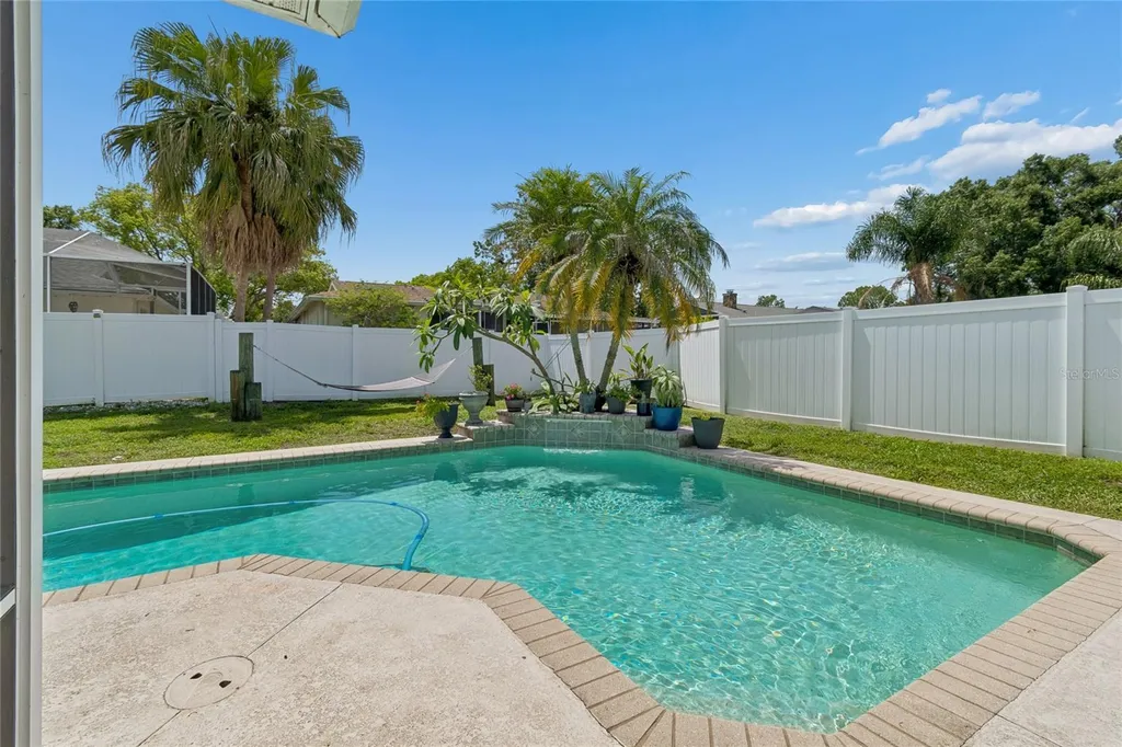 416 Maplewood Drive Oldsmar FL 34677