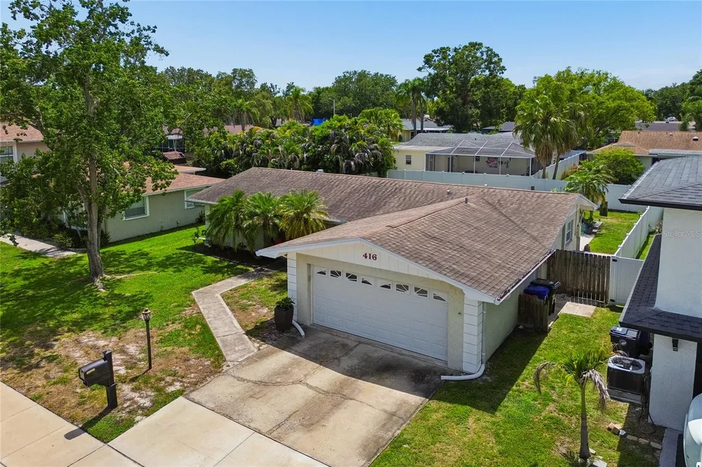 416 Maplewood Drive Oldsmar FL 34677