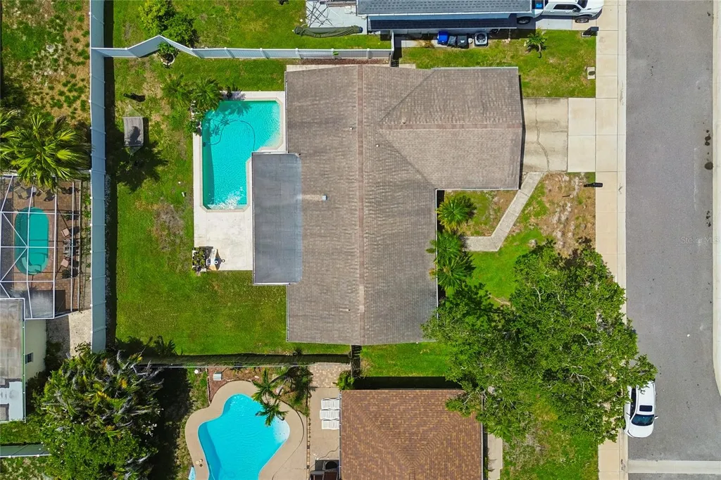 416 Maplewood Drive Oldsmar FL 34677