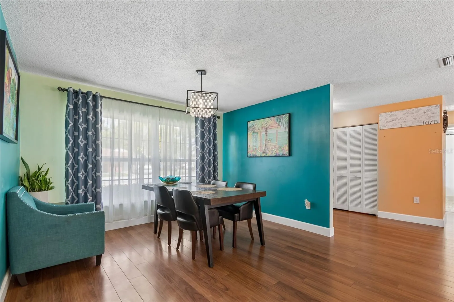 416 Maplewood Drive Oldsmar FL 34677