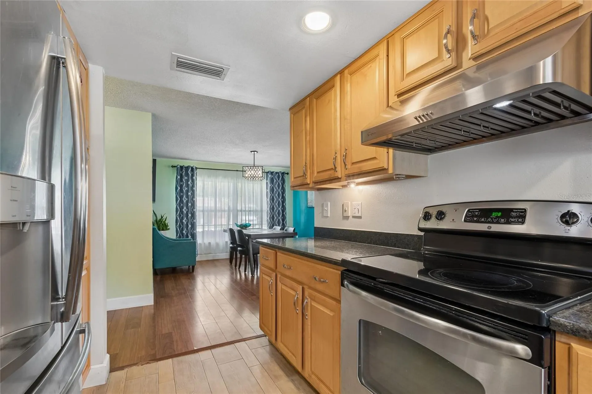 416 Maplewood Drive Oldsmar FL 34677