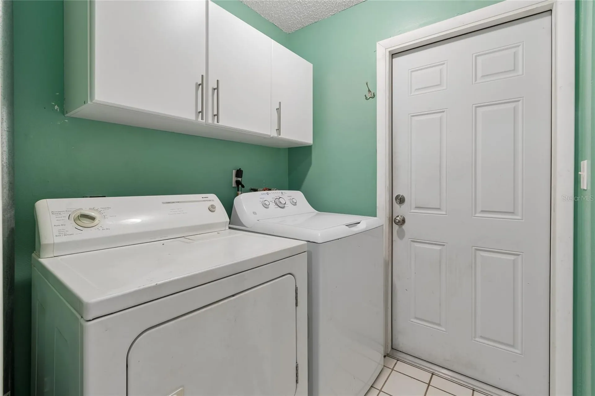 416 Maplewood Drive Oldsmar FL 34677
