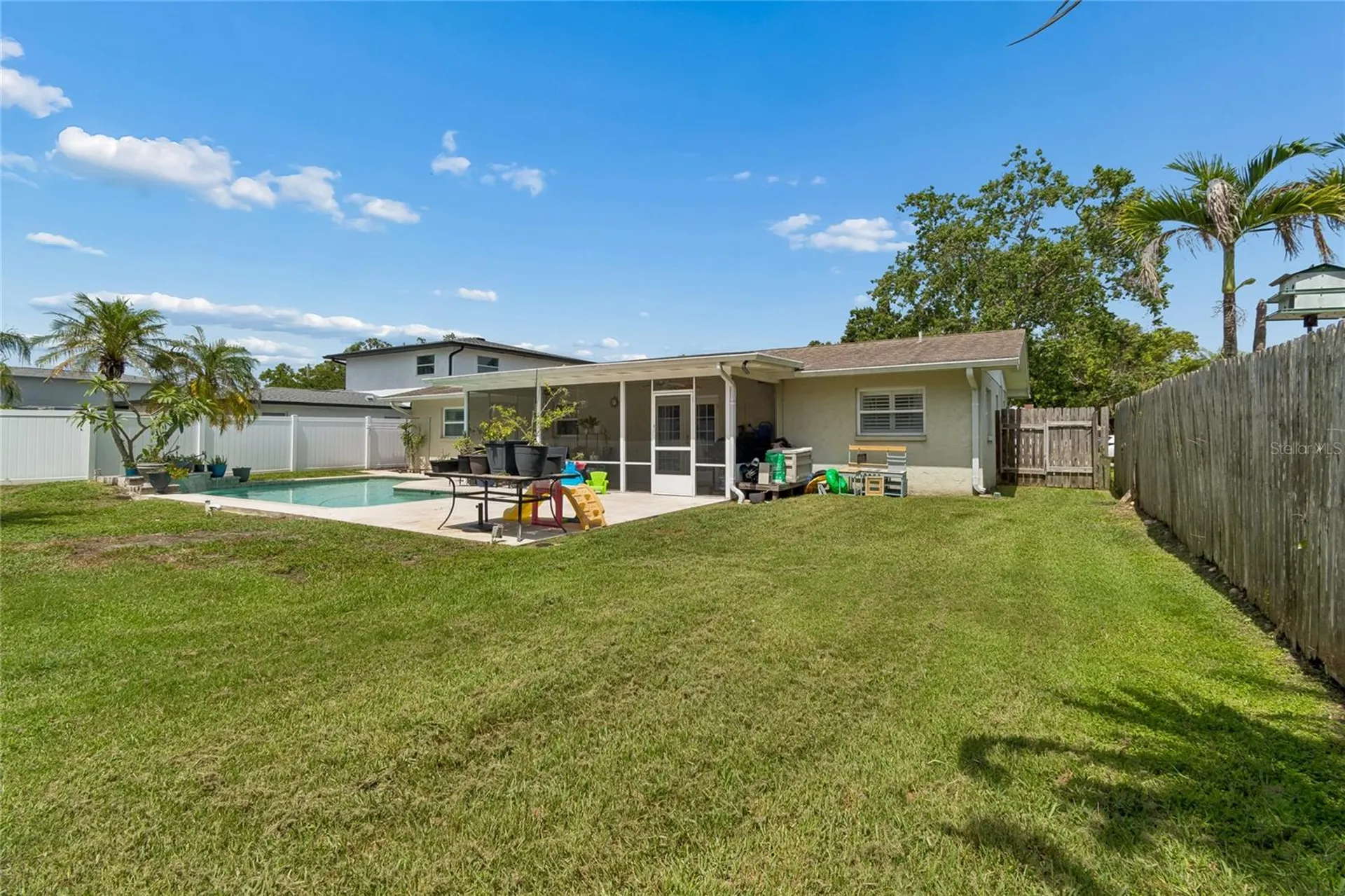 416 Maplewood Drive Oldsmar FL 34677