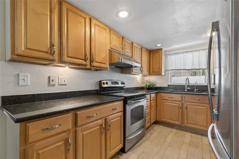 416 Maplewood Drive Oldsmar FL 34677