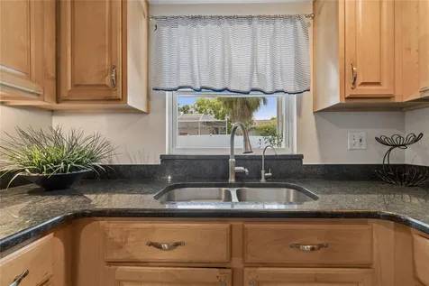 416 Maplewood Drive Oldsmar FL 34677