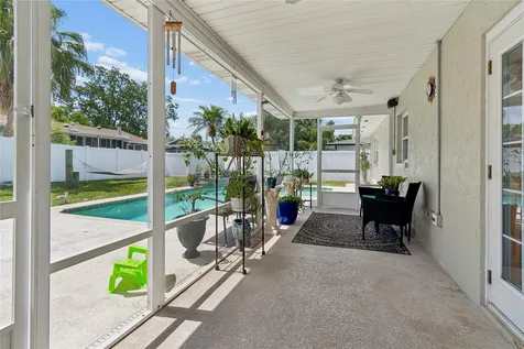 416 Maplewood Drive Oldsmar FL 34677
