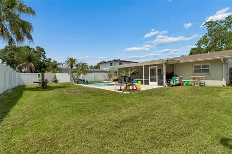 416 Maplewood Drive Oldsmar FL 34677