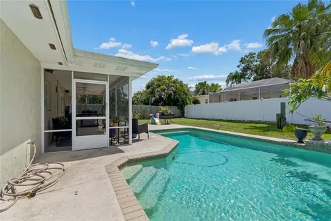 416 Maplewood Drive Oldsmar FL 34677