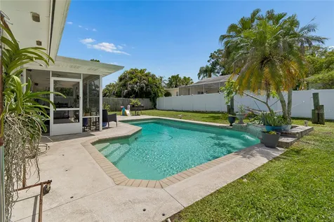 416 Maplewood Drive Oldsmar FL 34677