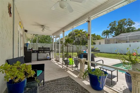 416 Maplewood Drive Oldsmar FL 34677