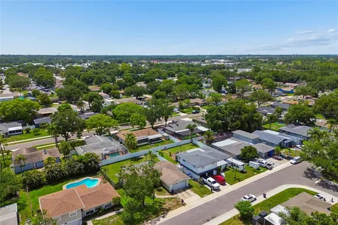 416 Maplewood Drive Oldsmar FL 34677