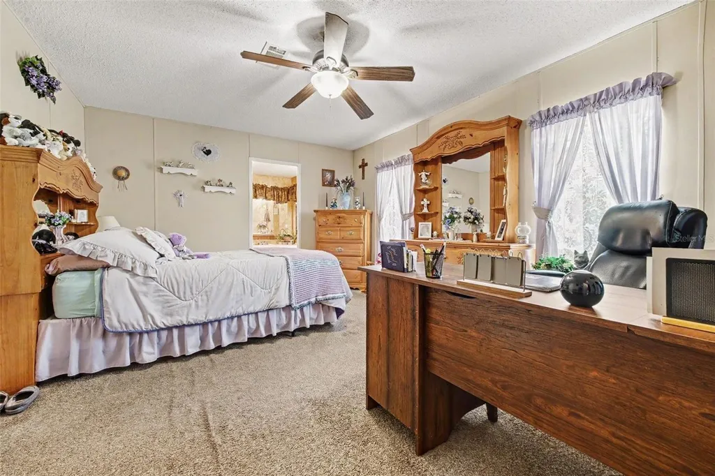 2205 Hibiscus Avenue Middleburg FL 32068