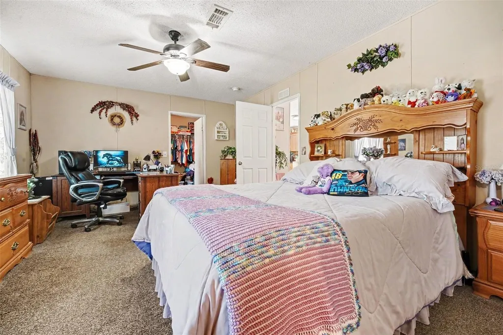 2205 Hibiscus Avenue Middleburg FL 32068