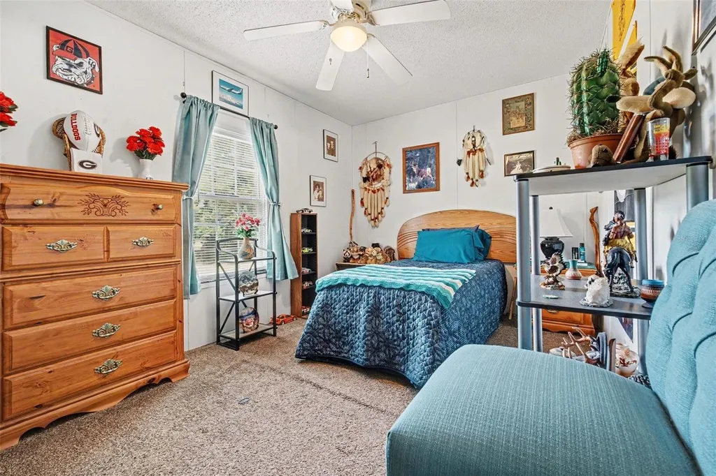 2205 Hibiscus Avenue Middleburg FL 32068