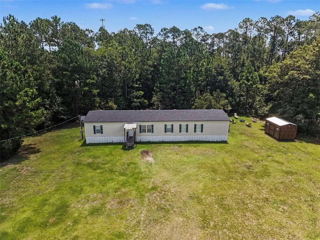 2205 Hibiscus Avenue Middleburg FL 32068