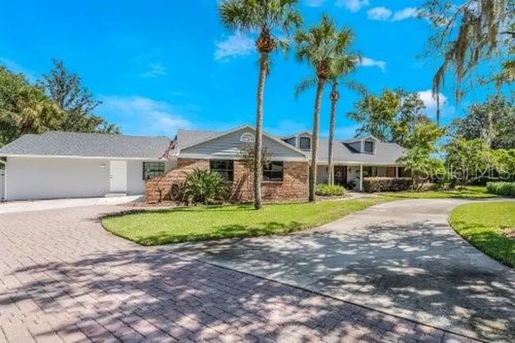 306 N Sweetwater Cove Boulevard Longwood FL 32779