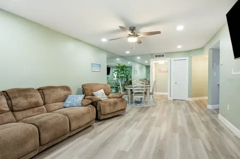 11440 Harbor Way Largo FL 33774