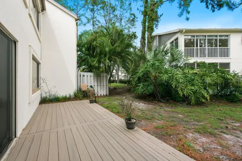 11440 Harbor Way Largo FL 33774