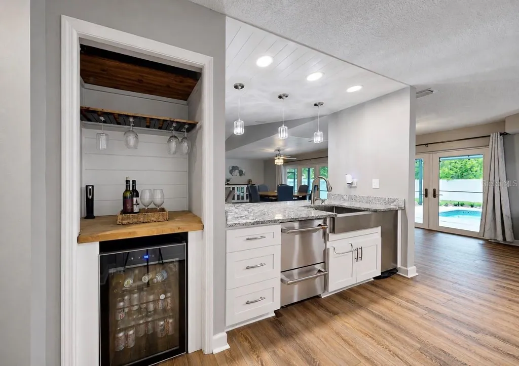 2517 Mason Oaks Drive Valrico FL 33596