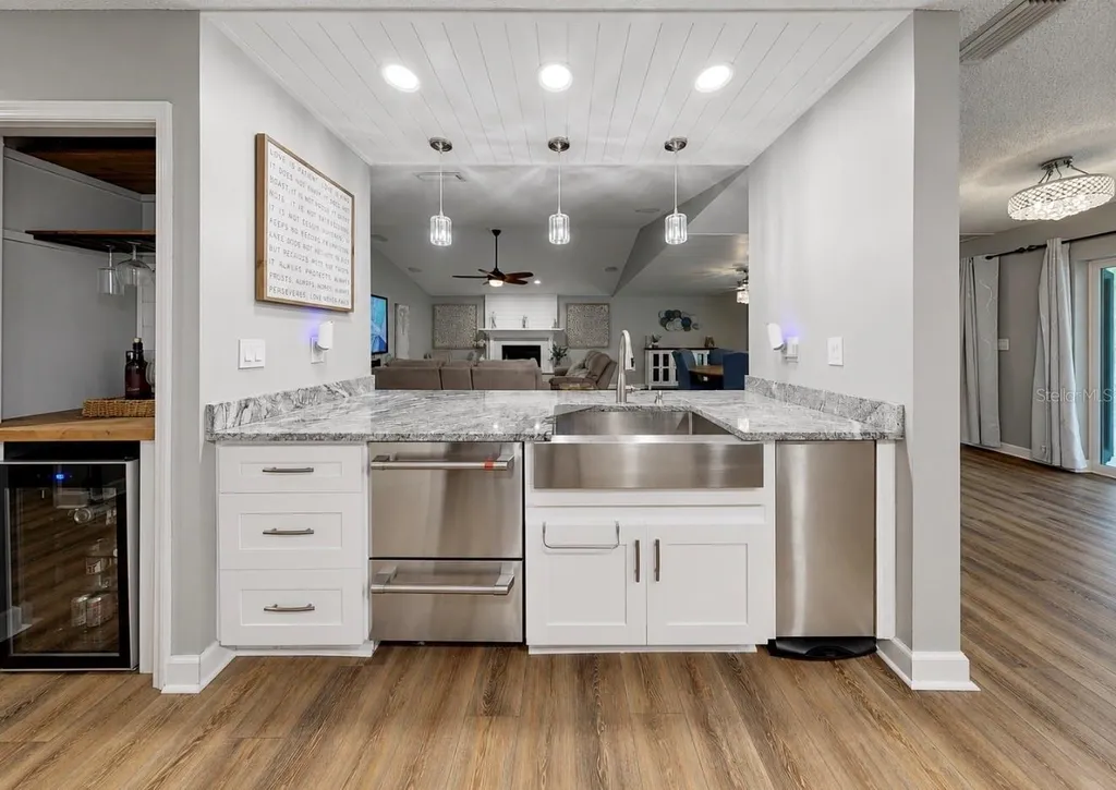 2517 Mason Oaks Drive Valrico FL 33596