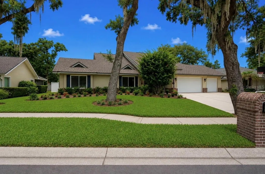 2517 Mason Oaks Drive Valrico FL 33596