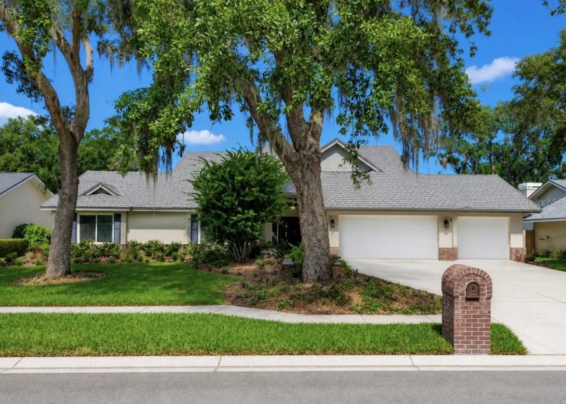 2517 Mason Oaks Drive Valrico FL 33596