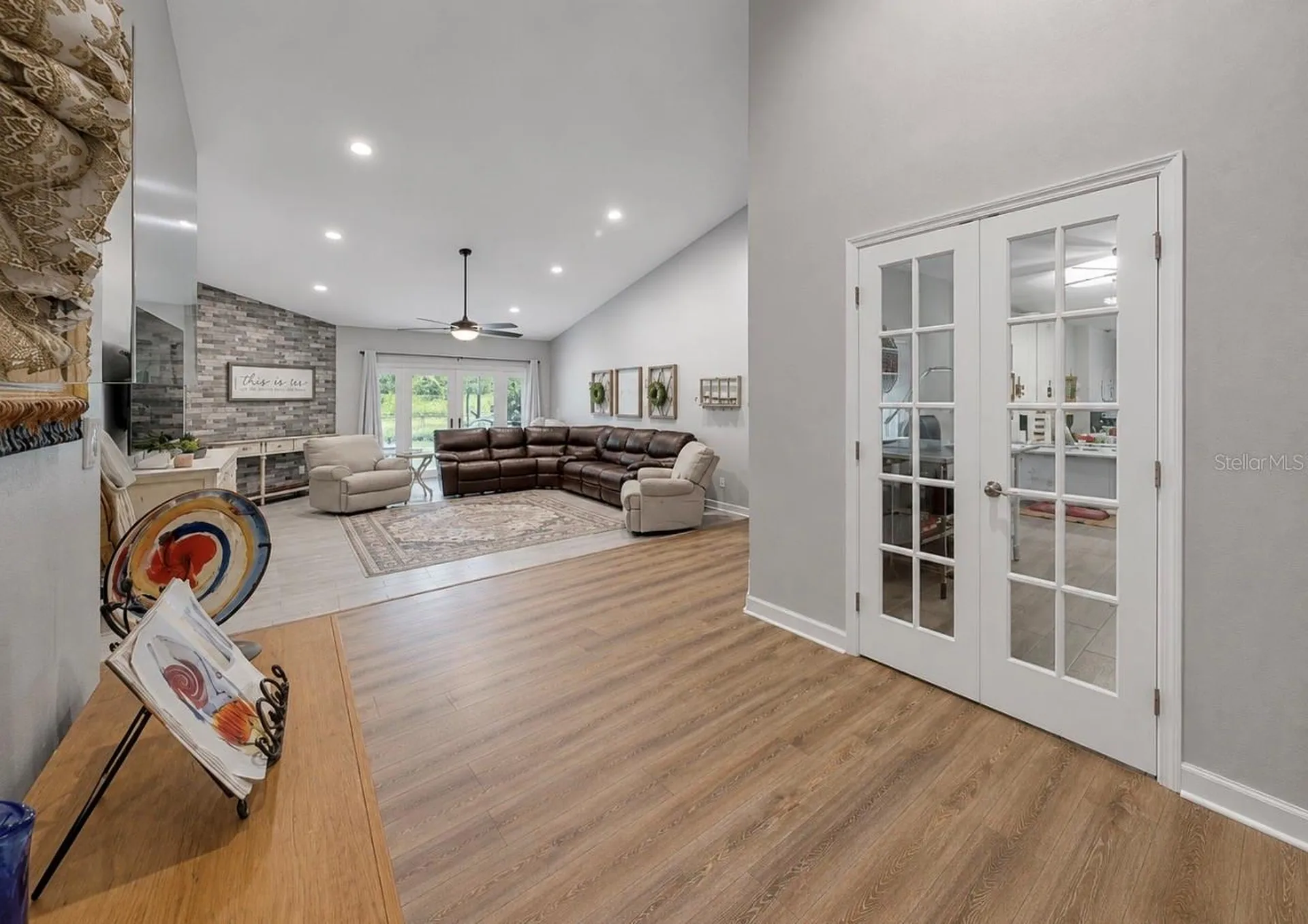 2517 Mason Oaks Drive Valrico FL 33596