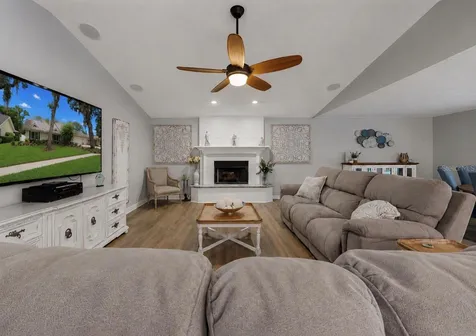 2517 Mason Oaks Drive Valrico FL 33596